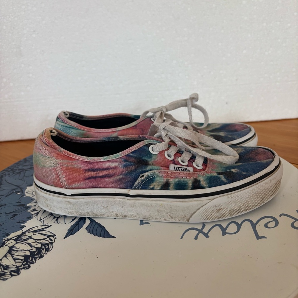 Vans Tie Dye Authentic Sneakers Size 5 Women